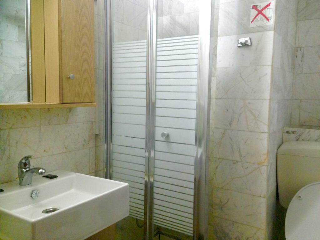 Captain'S Beach Apartments Limenas  Phòng bức ảnh